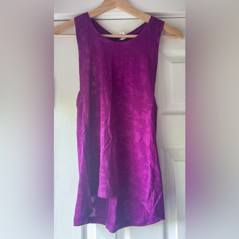 Lululemon‎ Camo Pink Tank Size 4 Excellent Condition